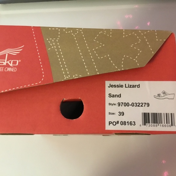 Dansko Jessie Lizzard Sand  Sz 39 - Picture 8 of 8